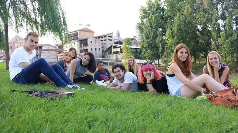amis en erasmus à vic