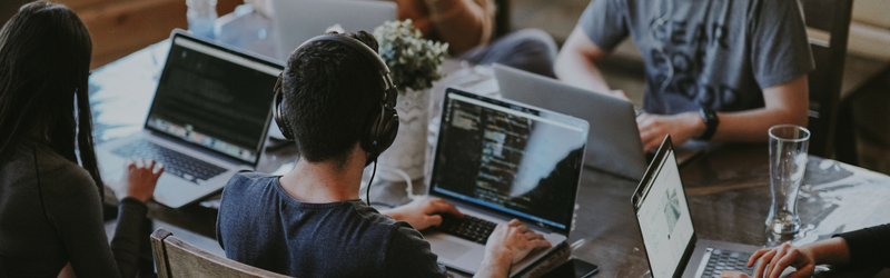 Inhoud van een job als Full Stack Developer en het verschil tussen front-end en back-end