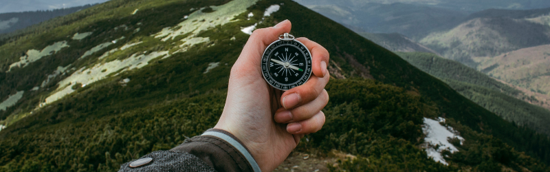 Om jezelf te oriënteren na je studies kan je een aantal opties overwegen om zo bij de geknipte starterjob voor jou te belanden.