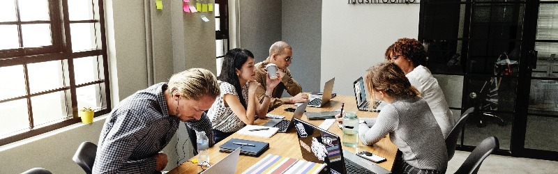  Wie bepaalt dat een werkgever top is en hoe meet je dat? Wel, gelukkig voert Great Place To Work jaarlijks een betrouwbaar en grootschalig onderzoek, 