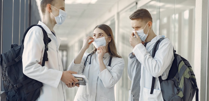 Etudiants dans le secteur médical: comment vivent-ils la situation?